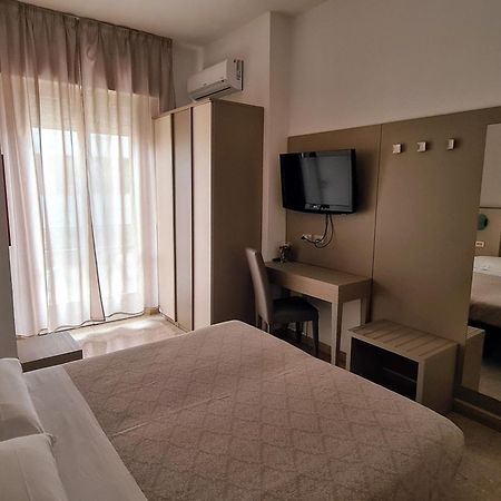 Hotel Camelia Rimini Exterior foto